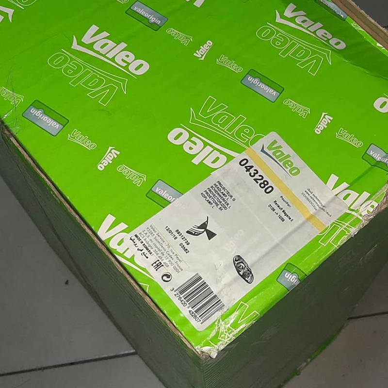 چراغ جلو چپ والئو کد 043280 مناسب برای مگان