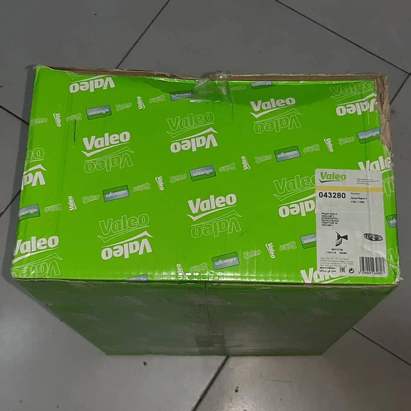 چراغ جلو چپ والئو کد 043280 مناسب برای مگان